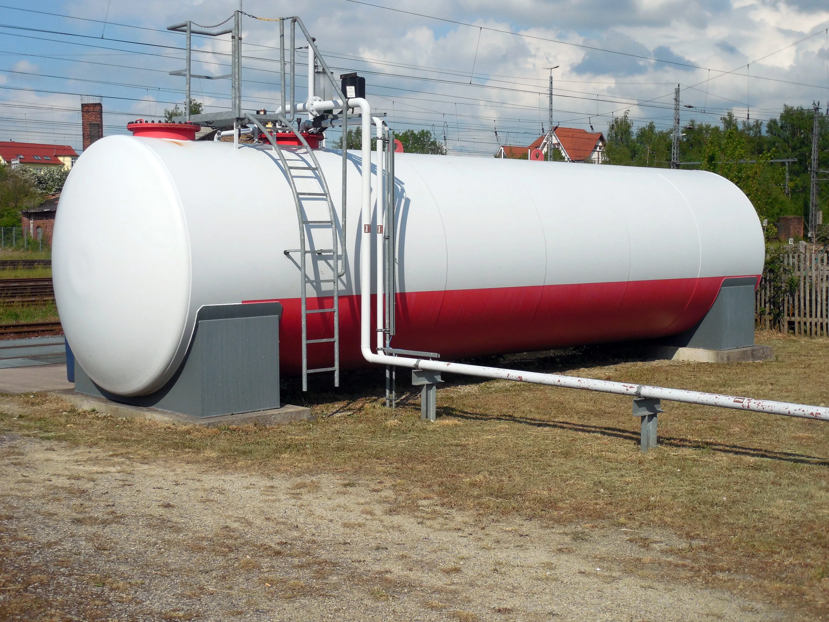 Отстойники воды и нефти купить в Москве